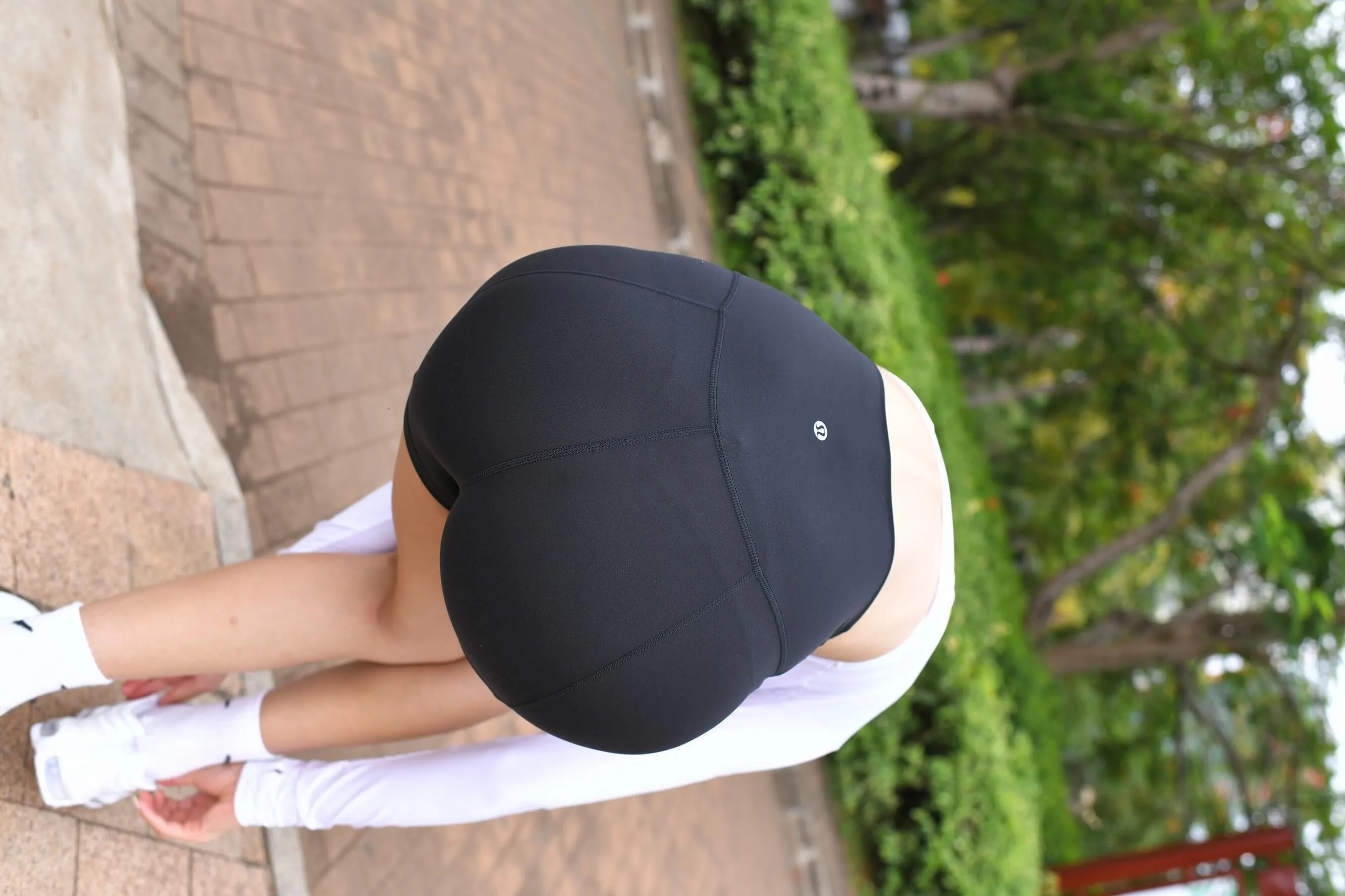 [魔镜街拍] NO.121 紧身运动装的美女外拍 [231P]插图3